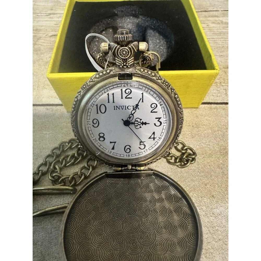Poker Players Vintage Style Invicta Royal Flush Pocket Watch Bronze 47mm